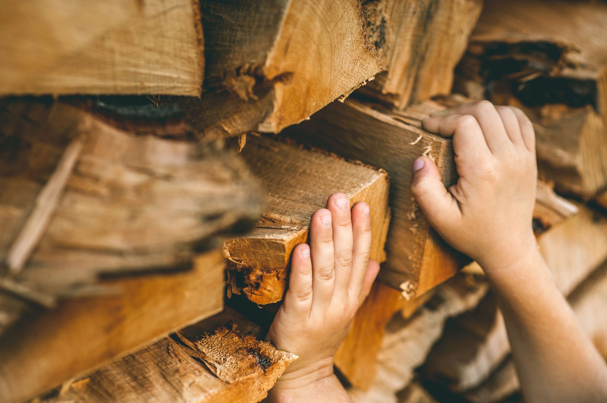 Allumer un bon feu dans un insert ou poêle à bois mode d’emploi